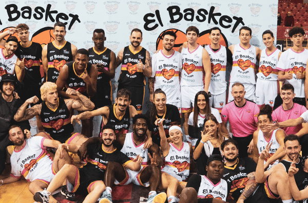 foto partido de famosos e influencers benéfico