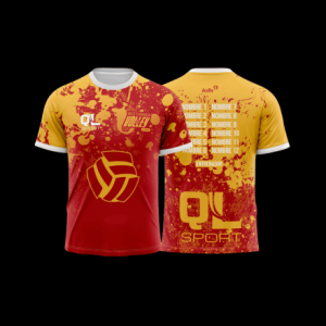 Camiseta roja con detalles geometricos amarillos y una pelota de volley en la parte delantera con la parte de atras con los nombres de los jugadores y entrenador personalizado